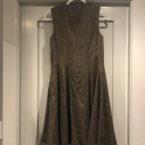 Great line summer dress by Theory in size 4.  Brown with navy contrast lining.